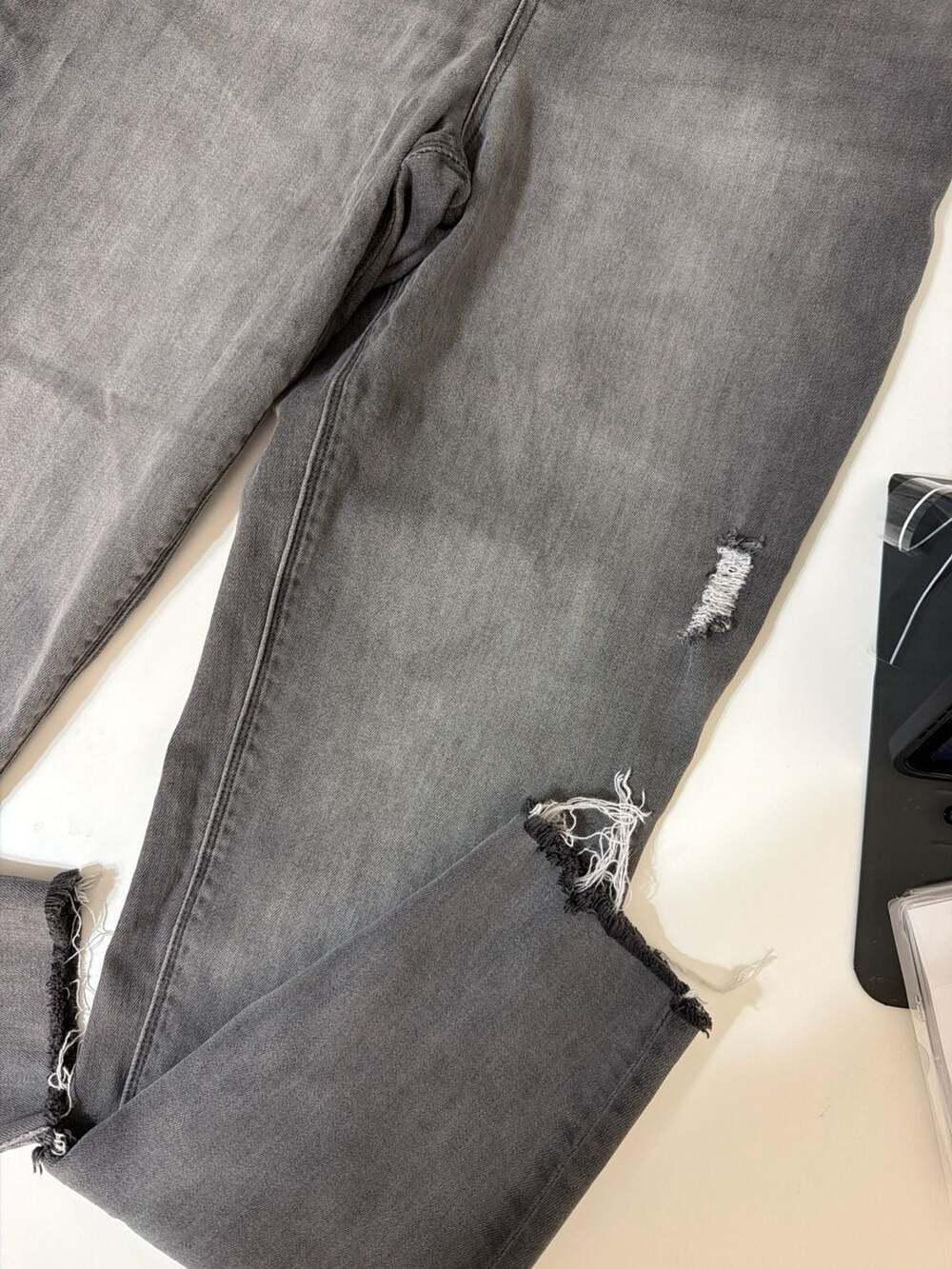 Spanx distressed skinny jeans in vintage gray - Picture 5 of 8
